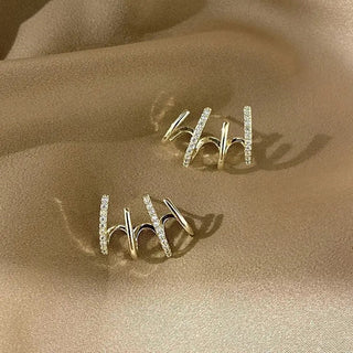Queen Medusa Bold Beauty in One – Single Earring for a Statement Look!